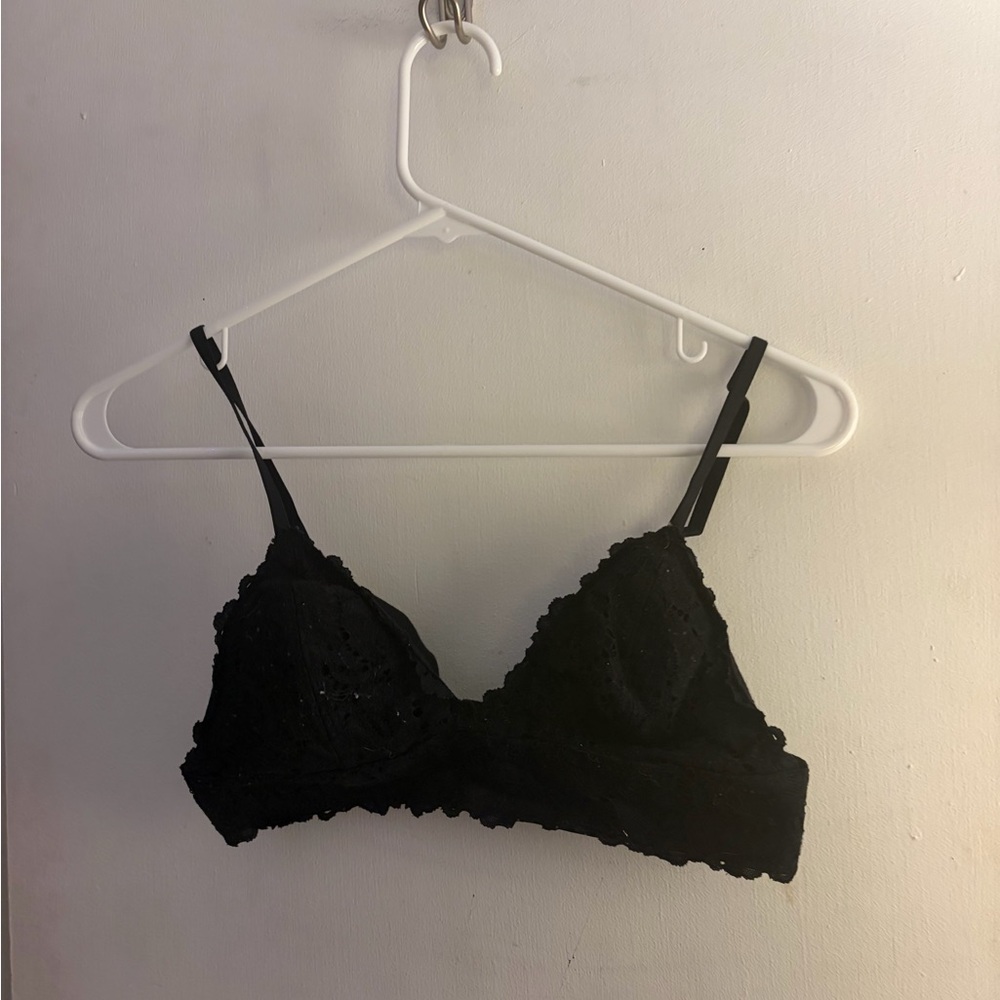 Chic Black Lace Bralette